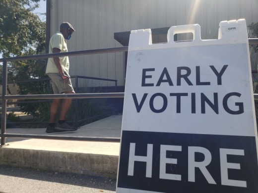 Williamson County broke a record with more than 33,400 ballots cast on the first day of early voting. (Ali Linan/Community Impact Newspaper)