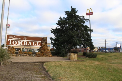 The Greater Tomball Area Chamber of Commerce and the Tomball Business and Professional Women have partnered with the Tomball Economic Development Corp. to put on “10 Days of Tomball Together,” a 10-day event to raise scholarship funds and promote local business from Nov. 13-22. (Anna Lotz/Community Impact Newspaper)