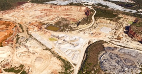 Here is an aerial photo of the Vulcan Materials quarry located in San Antonio. (Courtesy Google Earth)