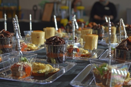 Ticketholders can visit a variety of restaurants in The Woodlands area in January. (Courtesy The Woodlands Area Chamber of Commerce)