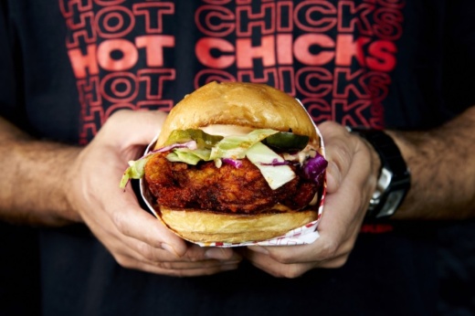 The fast-casual restaurant offers halal, dairy- and peanut-free chicken sandwiches and tenders at various heat levels. (Courtesy Hot Chicks)