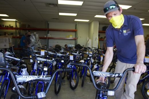 The electrical contracting company Weifield Group donated bicycles to students at a PfISD elementary School. (Courtesy Pflugerville ISD)