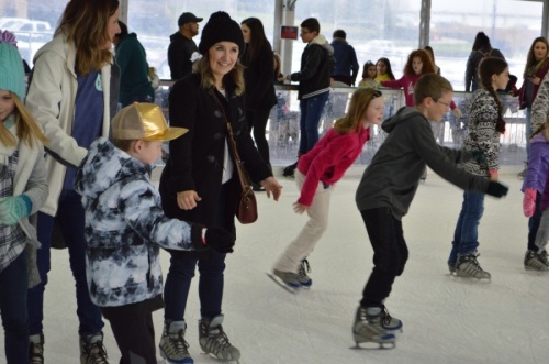 Valley Ranch Town Center is transformed into an icy wonderland during the East Montgomery County Improvement District’s A Holiday to Remember Ice Skating Event on Dec. 19-Jan. 3. (Courtesy East Montgomery County Improvement District)