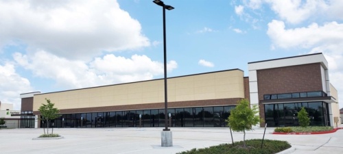 The Shops at 290 & Louetta was sold to a Harris County otolaryngologist, who will use a portion of the building to open a practice this summer. (Courtesy NewQuest Properties)