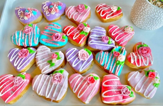 Donutlicious is offering heart-shaped doughnuts for Valentine's Day. (Courtesy Donutlicious) 