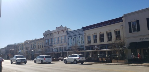 Georgetown City Council voted to extend its temporary program that allows Georgetown Square businesses to expand into parking areas for socially distant shopping and eating Feb. 9. (Ali Linan/Community Impact Newspaper)