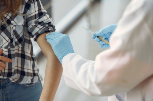 In the past two days, 1,200 vaccine doses have been distributed in a new vaccination site at Texas Southern University. (Courtesy Pexels)