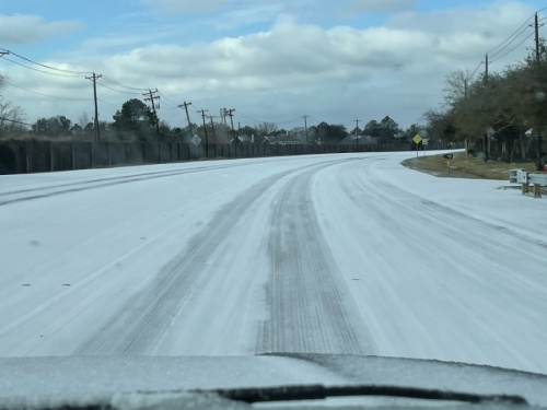 On Feb. 15, Parkwood Avenue in Friendswood saw a thin blanket of snow. (Courtesy Alison Daniel)