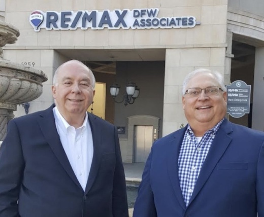 Mark Wolfe, broker and owner of RE/MAX DFW Associates, and Blair Taylor, broker and manager at the new RE/MAX location in Frisco, have relocated the RE/MAX Frisco offices. (Courtesy Wilczynski Public Relations)