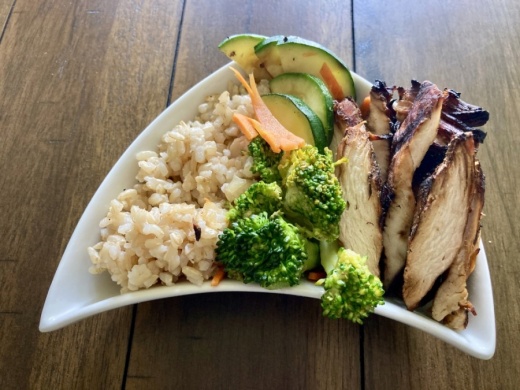 Teriyaki Chicken will serve bowls of Asian-inspired teriyaki food with fresh vegetables, rice and protein. (Community Impact Newspaper staff)