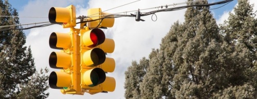 Flashing lights are being installed at several The Woodlands intersections. (Courtesy Fotolia)