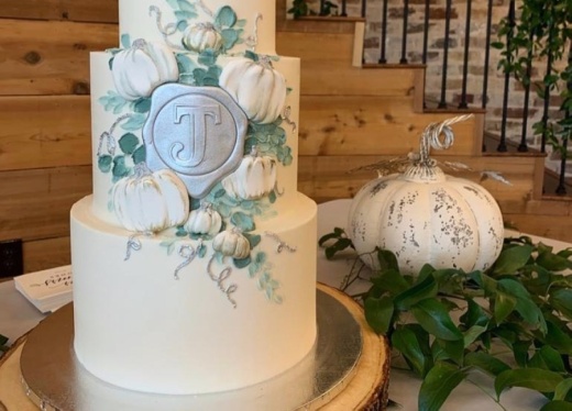 Lewisville-based London Baker specializes in luxury cakes for all occasions. (Courtesy The London Baker)