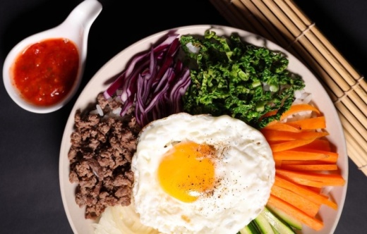 According to its website, the new concept is based on the popular Korean bibimbap and will allow patrons to create their own Bimbimbox with their choice of savory grilled meats, hearty vegetables and homemade sauces. (Courtesy Bimbimbox)