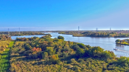 After nearly a year of research, Freese and Nichols presented an update on a study to increase flooding mitigation along Clear Creek. (Courtesy city of League City)