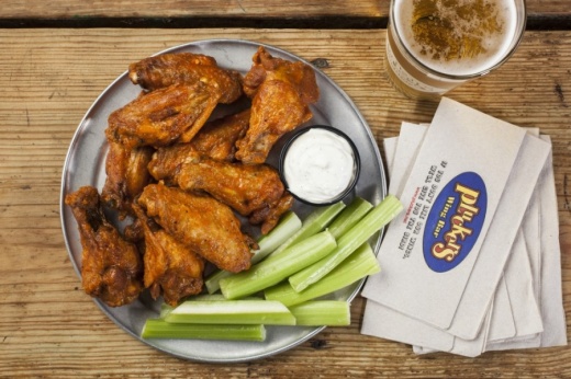 Pluckers Wing Bar