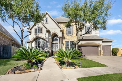 2502 Sentry Oak Way, a 4,345-square-foot house in the Telfair neighborhood, sold for between $717,001-$827,000 on March 5. (Courtesy Houston Association of Realtors)