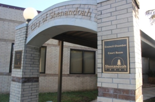 Shenandoah City Council met to discuss the upcoming capital improvement plan April 14. (Hannah Zedaker/Community Impact Newspaper)