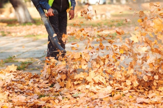 Amendments to the West University Place noise ordinance will go into effect May 3. Included in those changes is a 70-decibel cap on leaf blowers. (Courtesy Adobe Stock)