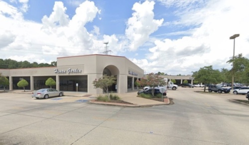 Hunan Garden Restaurant, which opened more than 30 years ago, will soon leave the Kings Crossing shopping center. (Courtesy Hunan Garden Restaurant)