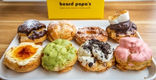 Beard Papa's allows patrons to build their own cream puffs by choosing from eight types of cream puff shells and eight cream filling flavors. (Courtesy Beard Papa's) 