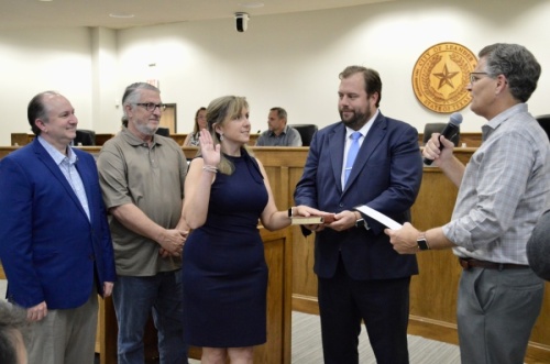 Christine Sederquist was sworn in as mayor May 20. (Taylor Girtman/Community Impact Newspaper)