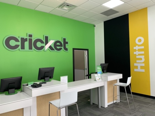 Cricket specializes in cell phones, plans and service. (Megan Cardona/Community Impact Newspaper)