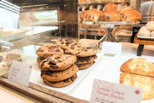 The cafe offers a variety of baked goods, including chocolate chunk cookies ($2.50). (Anna Lotz/Community Impact Newspaper)