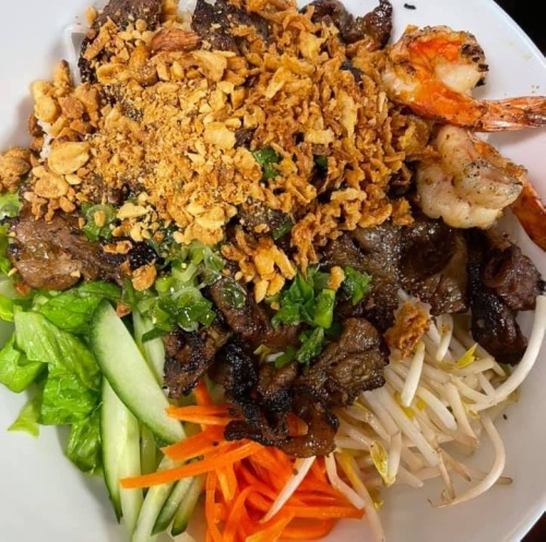 Mai Thai Pho & Grill serves Thai, Vietnamese and Chinese food. (Courtesy Mai Thai Pho & Grill) 