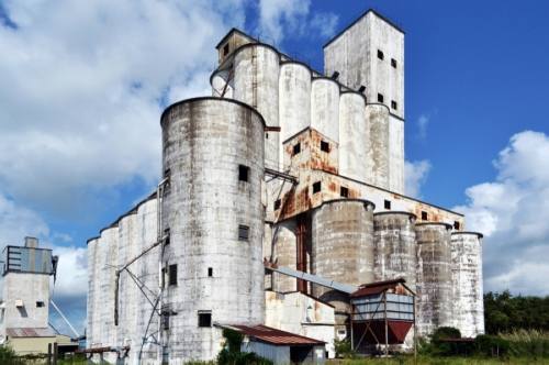 According to the Katy Heritage Society, at 177 feet tall, the J.V. Cardiff & Sons rice dryer was the tallest in the country when it opened in 1966. (Courtesy Cardiff Rice Dryer)
