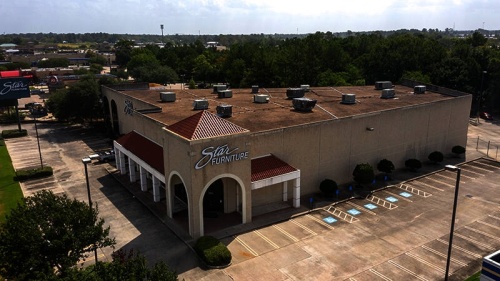 Bel Furniture has purchased the former location of Star Furniture. (Courtesy Baker Katz)