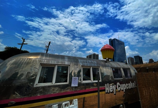 Photo of a cupcake trailer
