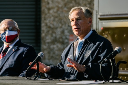 Photo of Gov. Greg Abbott at a press conference