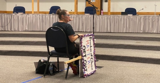 Parents and students shared their view of the district's mask mandate instituted Aug. 17, which included the option to opt-out. (Brooke Sjoberg/Community Impact Newspaper)