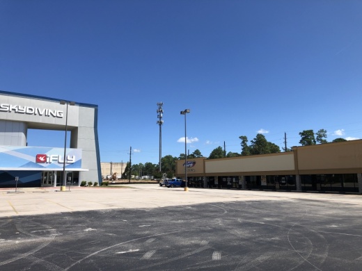 Kokomos will open in the shopping center shared with iFly. (Andrew Christman/Community Impact Newspaper)
