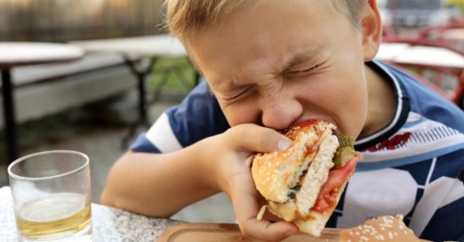 The restaurants featured in this article in Sugar Land and Missouri City offer deals on kids' meals. (Photo courtesy Canva)