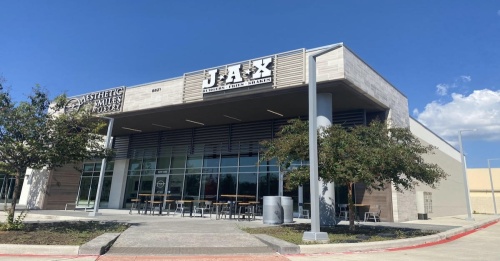 JAX Burgers, Fries & Shakes is the latest restaurant in the mixed-use development of Metropark Square. (Ally Bolender/Community Impact Newspaper)