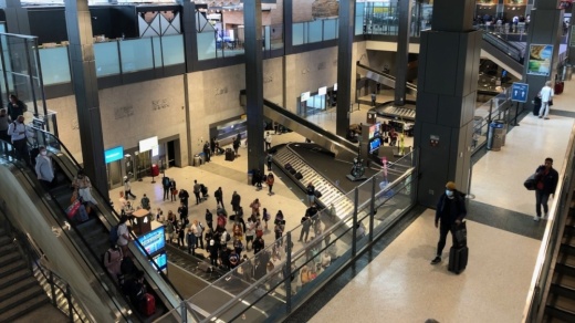 More than 35,000 passengers traveled through the airport on Oct. 25, the Monday following the 2021 F1 U.S. Grand Prix. (Benton Graham/Community Impact Newspaper)