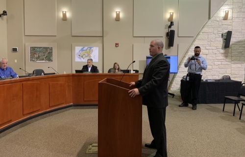 Recently hired Lakeway Police Chief Glen Koen makes introductory remarks Nov.1 to Lakeway City Council members. (Greg Perliski/Community Impact Newspaper)