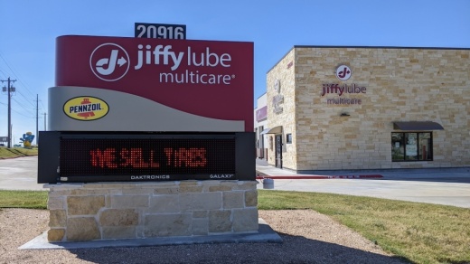 The Jiffy Lube at 20916 Burgan Path is one of seven nationwide offering the new Electric Vehicle Signature Service plan. (Carson Ganong/Community Impact Newspaper)