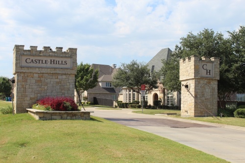 Castle Hills entrance sign