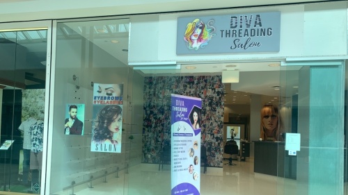 Diva Threading Salon entrance