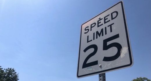 25 mph street sign