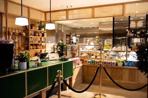 The location offers 15,000 square feet of outdoor dining space as well as a market and indoor seating. (Courtesy Easy Tiger)