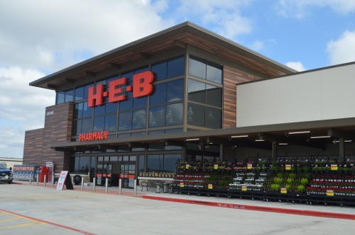 H-E-B opened its second Leander store in November. (Taylor Girtman/Community Impact Newspaper)