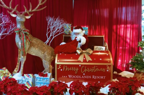 Activities featuring Santa Claus and other Christmas and holiday events are planned through the end of 2021. (Courtesy The Woodlands Resort)