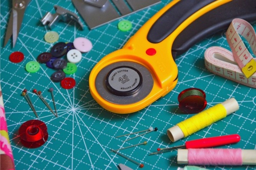 Bobbins & Threads will offer quilting and crafting supplies. (Courtesy Pexels)