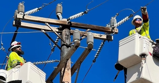 A CPS Energy crew works to restore power in a San Antonio neighborhood after high winds prompted electrical outages across the utility’s service area Jan. 15. CPS Energy is preparing for the arrival of wintry weather expected Jan. 20. (Courtesy CPS Energy)