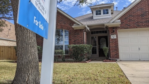 Home sales in Round Rock dipped slightly in December while its prices increased more quickly than the regional market, a recent Austin Board of Realtors report shows. (Carson Ganong/Community Impact Newspaper)