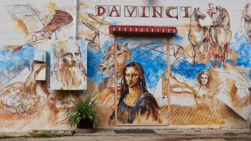 The Tomball alley improvement project will improve alleys throughout Old Town Tomball, such as the one behind DaVinci Artists Gallery on Main Street. (Chandler France/Community Impact Newspaper)