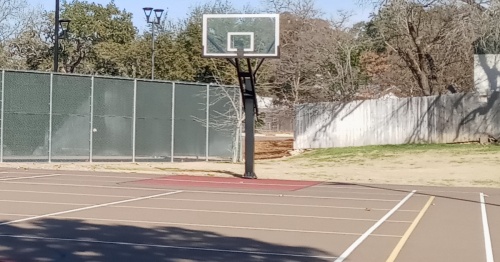Hollywood Park officials are considering their options regarding the Voigt Park basketball court after mostly out-of-town visitors have repeatedly misused equipment on the court, city officials said. (Edmond Ortiz/Community Impact Newspaper)